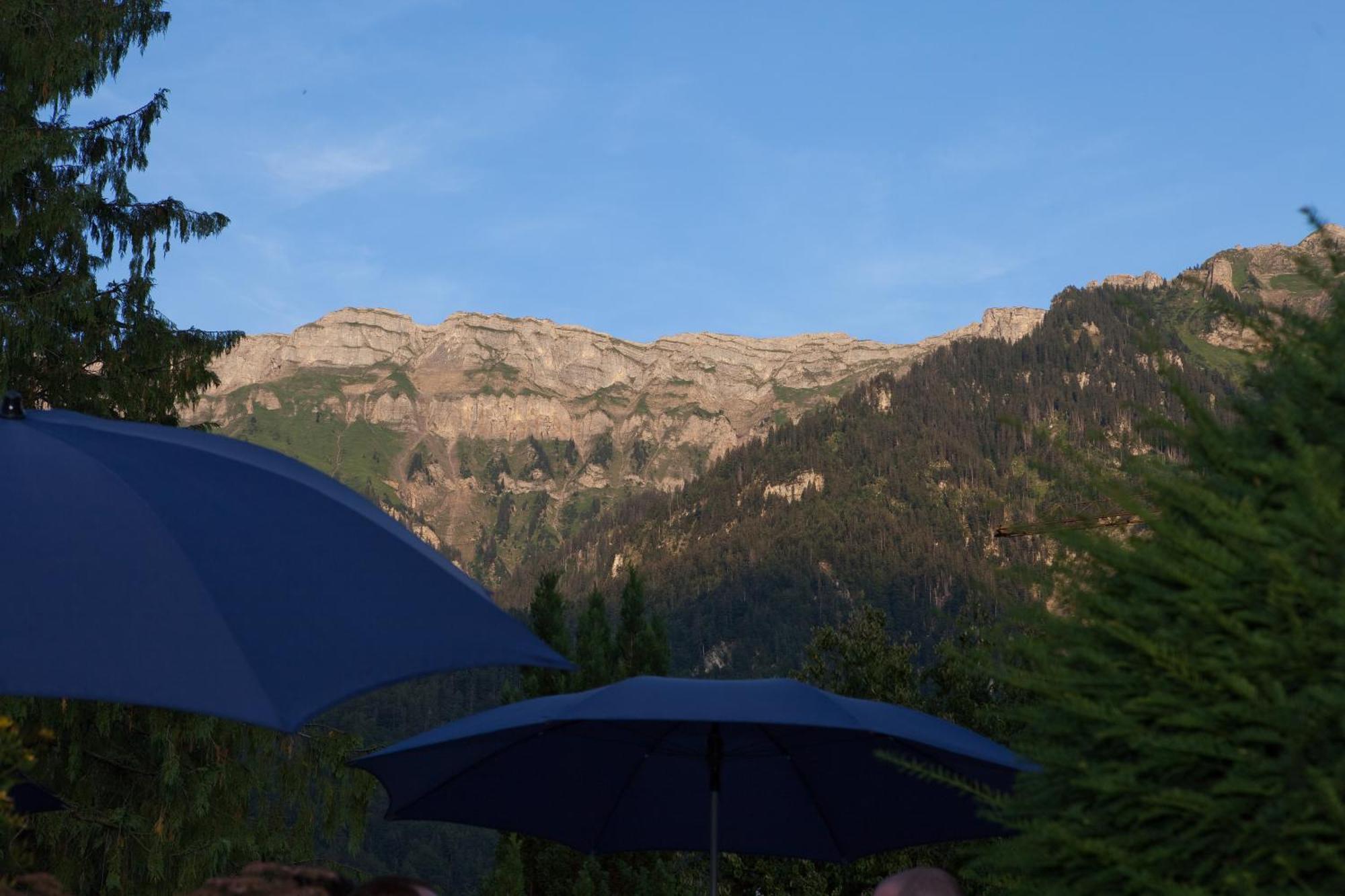 Seehotel Boenigen Bagian luar foto